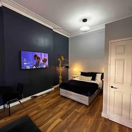 Stylish Studio For 3 Near Regent'S Park N3 Londra Esterno foto