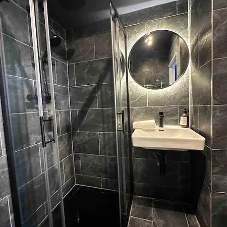 Stylish Studio For 3 Near Regent'S Park N3 Londra Esterno foto