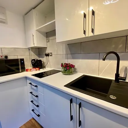 Stylish Studio For 3 Near Regent'S Park N3 Londra Esterno foto